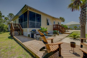 Peaceful cottage in Fort Morgan with beach access